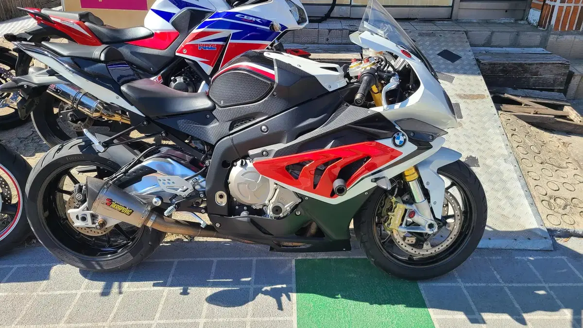 부산 BMW S1000RR 2014년식 무사고.25429K